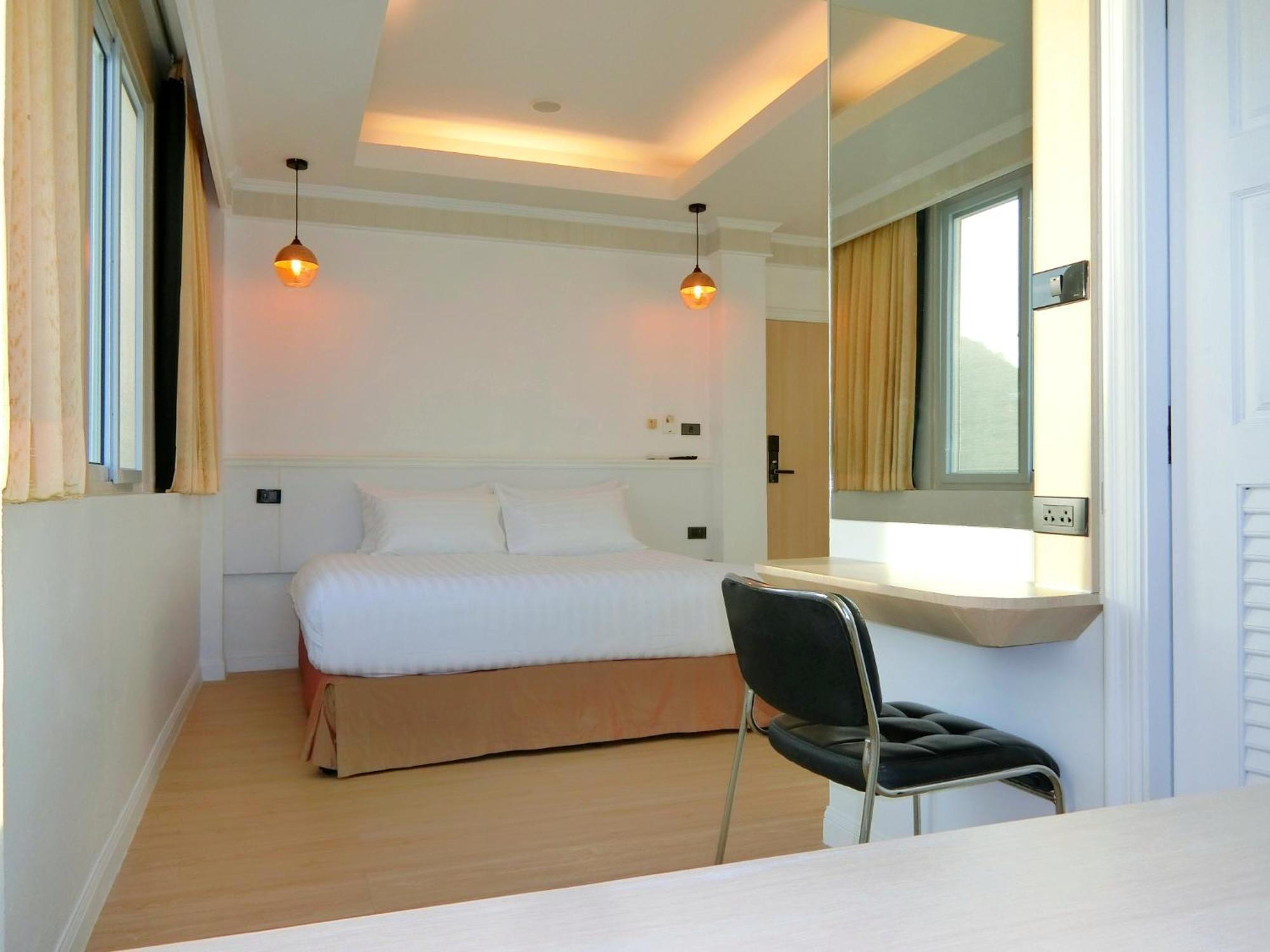 Sira Boutique Residence - Newly Renovated Patong Exteriér fotografie