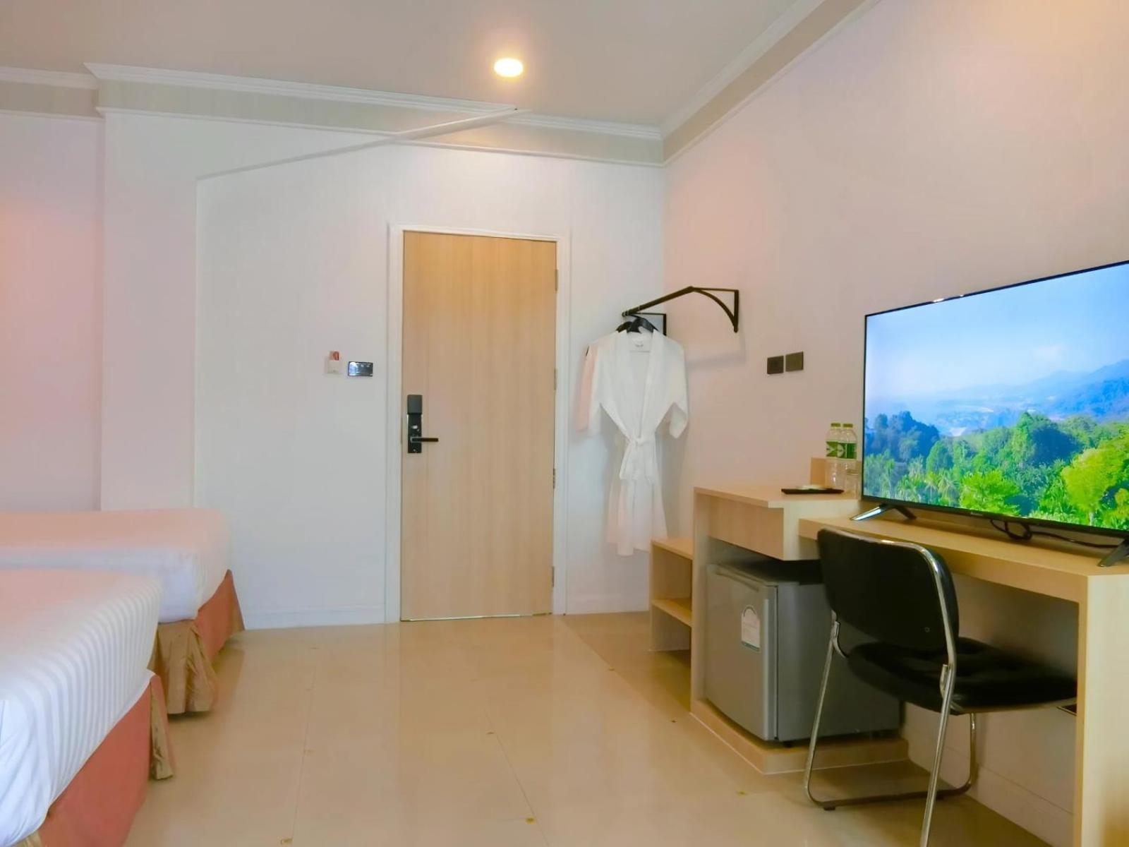 Sira Boutique Residence - Newly Renovated Patong Exteriér fotografie