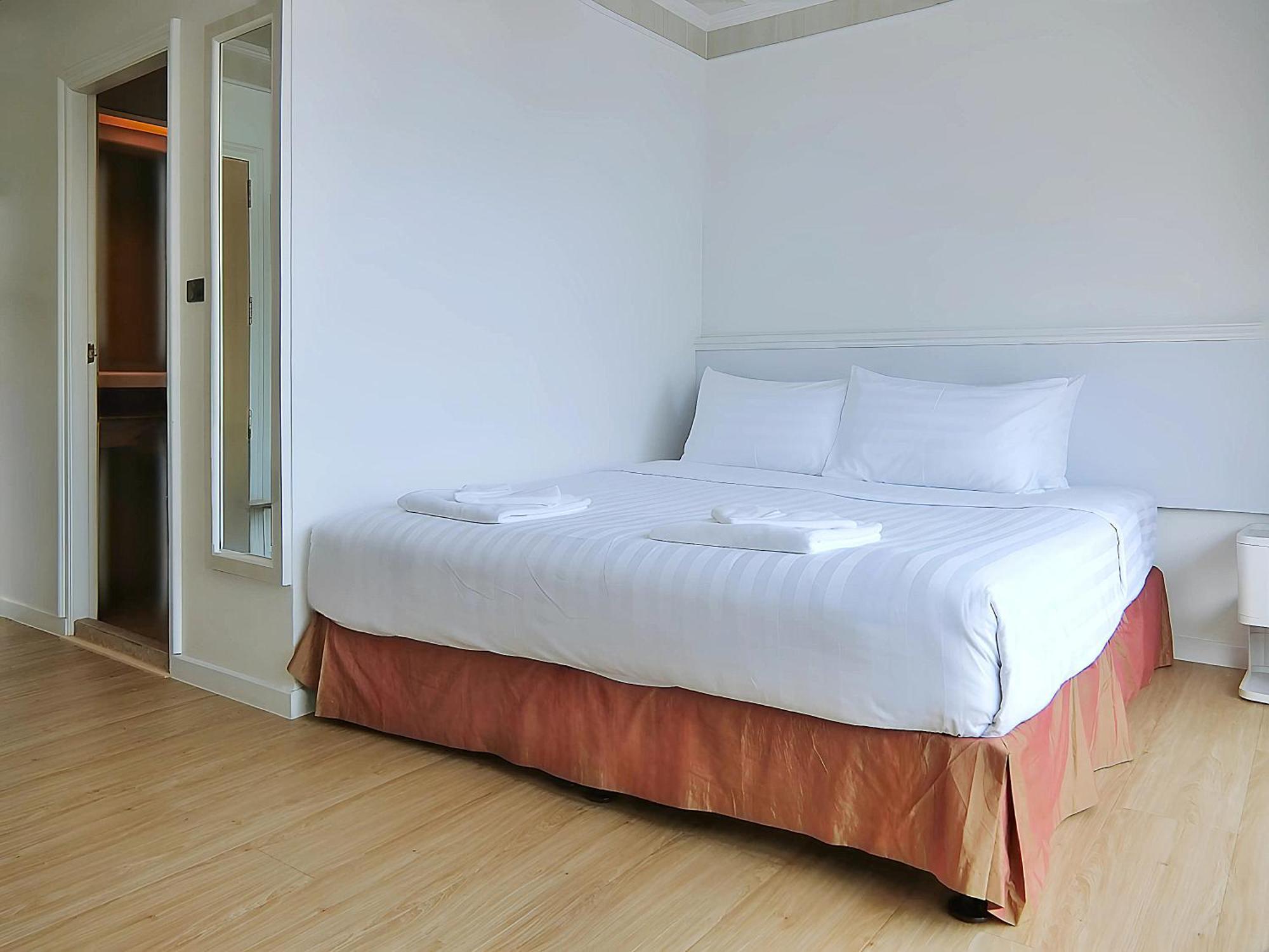 Sira Boutique Residence - Newly Renovated Patong Exteriér fotografie