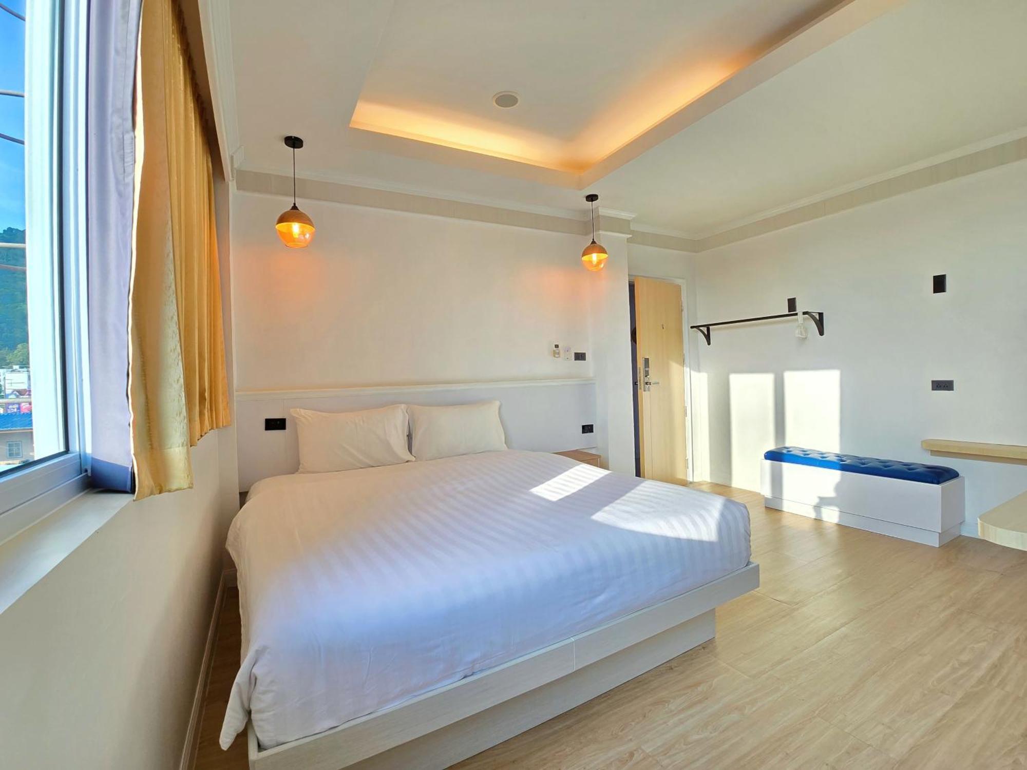 Sira Boutique Residence - Newly Renovated Patong Exteriér fotografie
